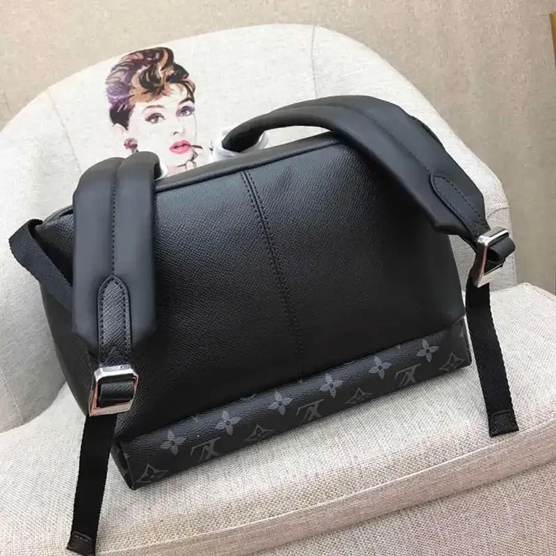 LV Bags 1906BL0126
