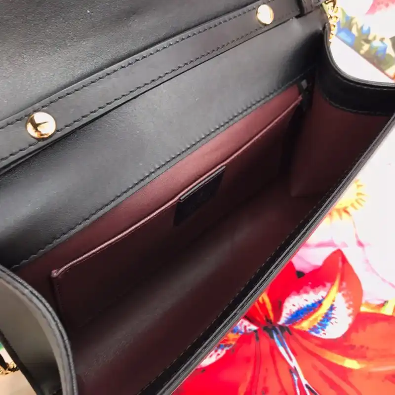 G*u*i bags 19b57b0024