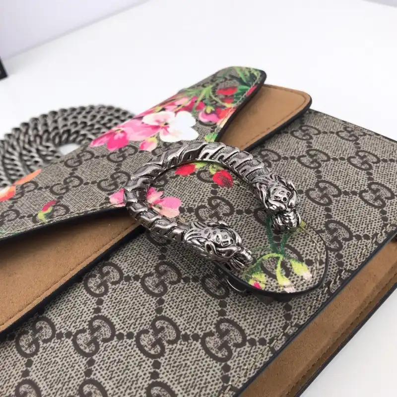 G*u*i bags 19b57g0040