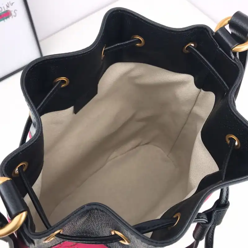 G*u*i bags 19b57g0080