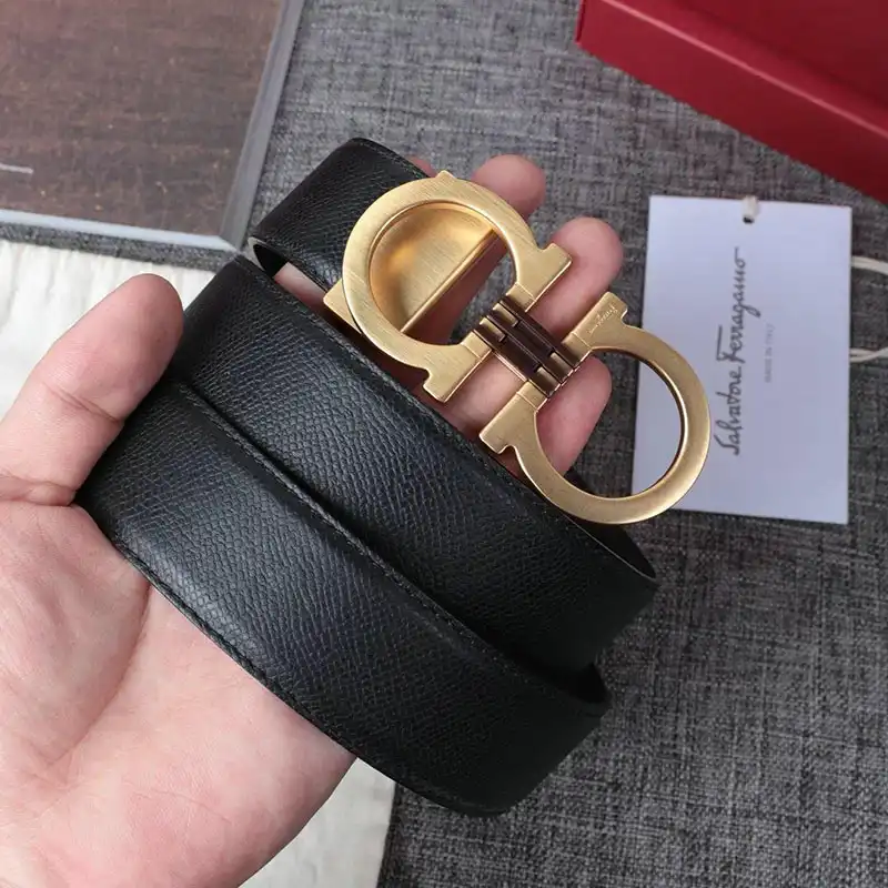 Salvatore Ferragamo s Belte 19xf0090