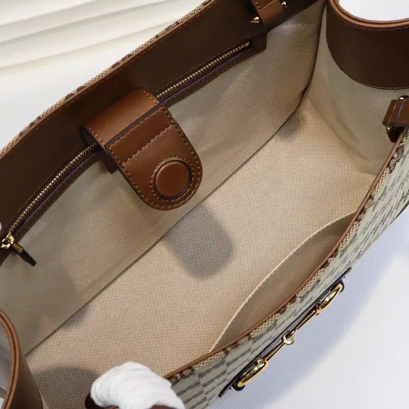 G*u*i bags 205b570047