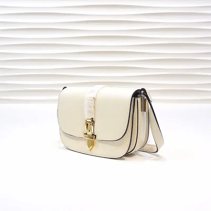 G*u*i bags 208b570146