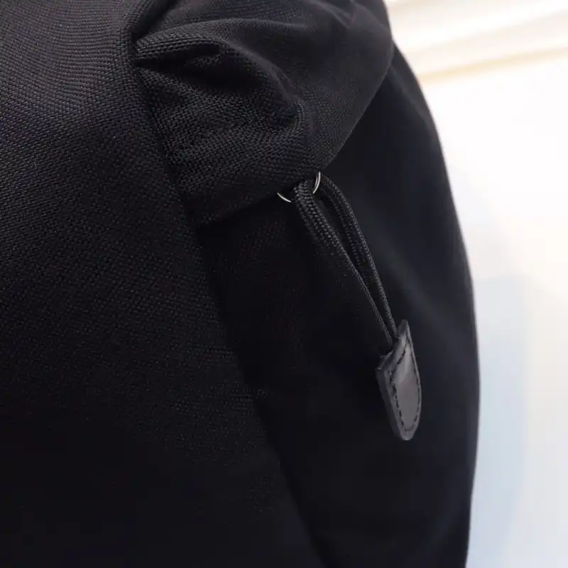 G*u*i s bags 2108dj0028