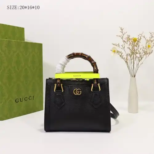 G*u*i s bags 2108dj0075