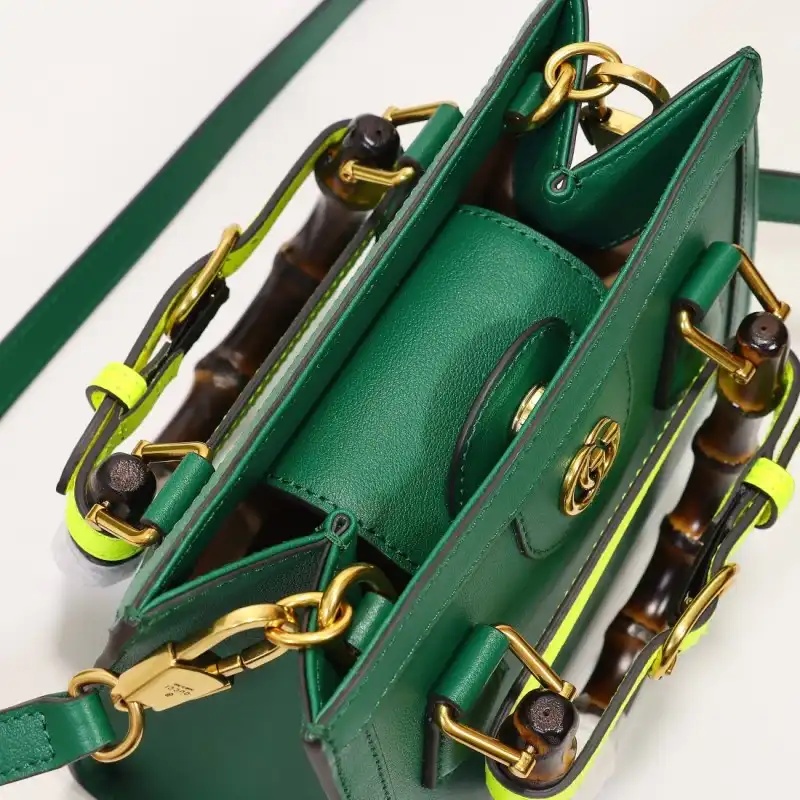 G*u*i s bags 2108dj0078