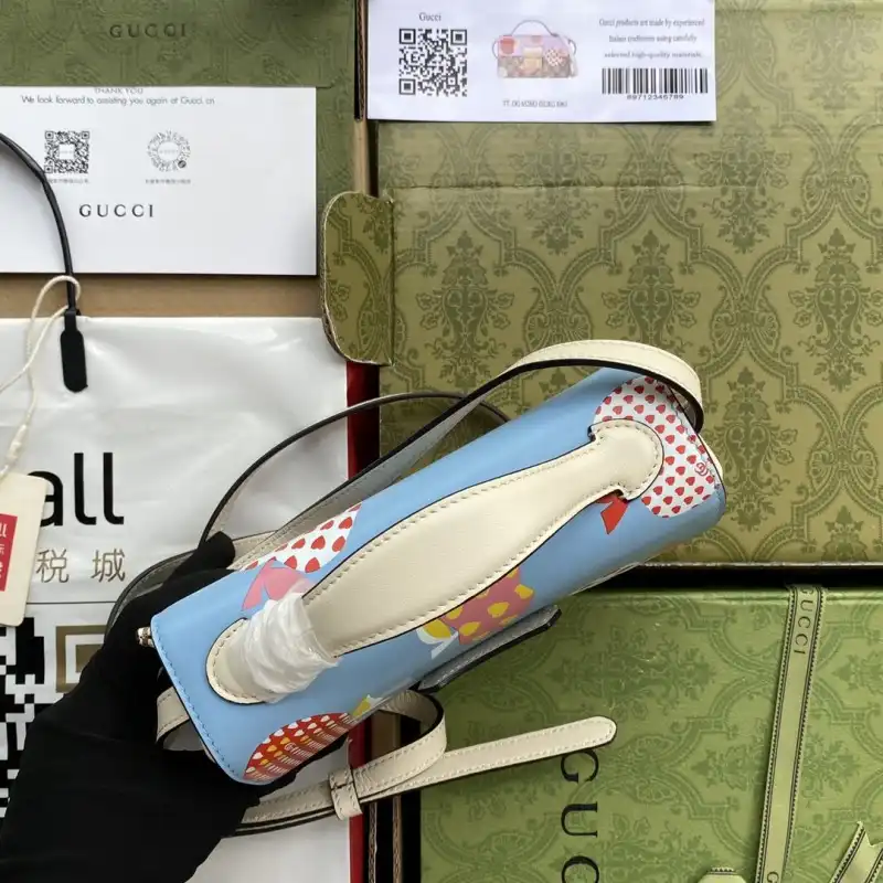 G*u*i s bags 2108ya0071