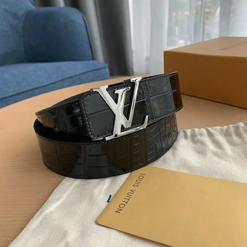 LV Belts 2201XA0093