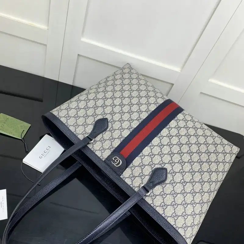 G*u*i bag 2204ya0015