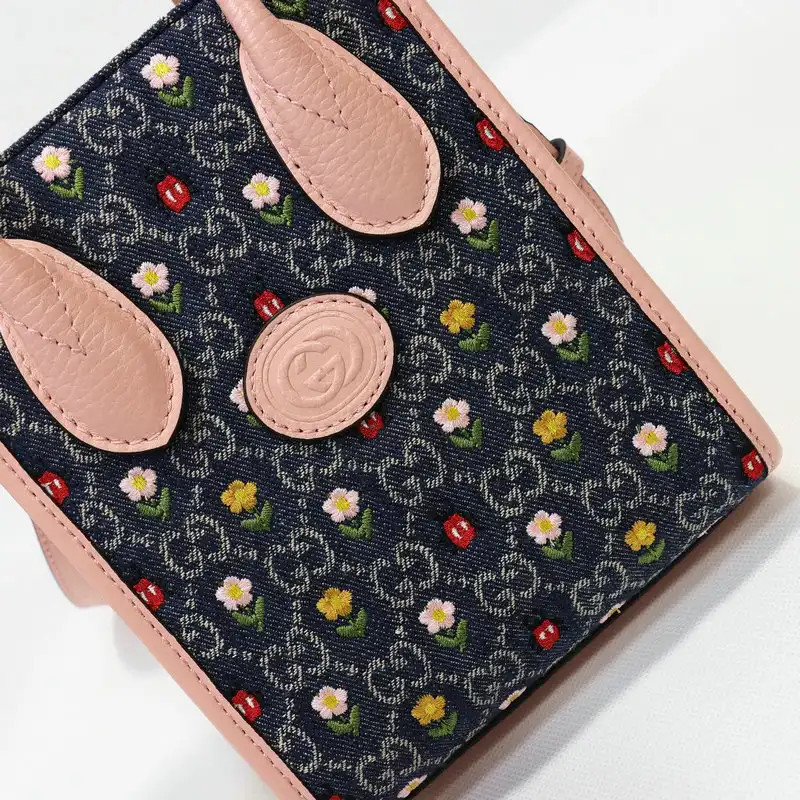 G*u*i bag 2206dj0056