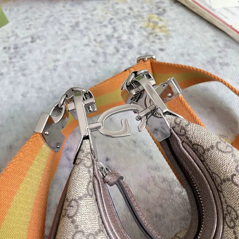 G*u*i bag 2209dj0033