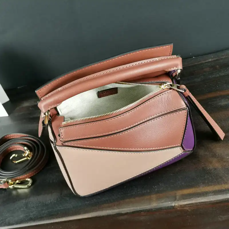Loewe Bag 2209SW0013
