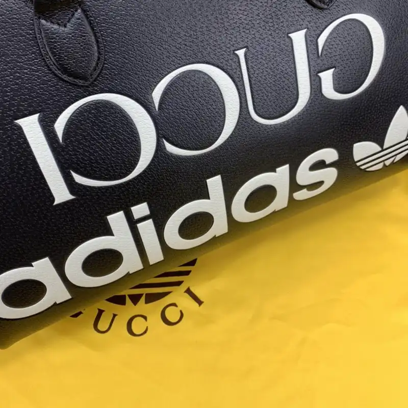 G*u*i bag 2210ya0063