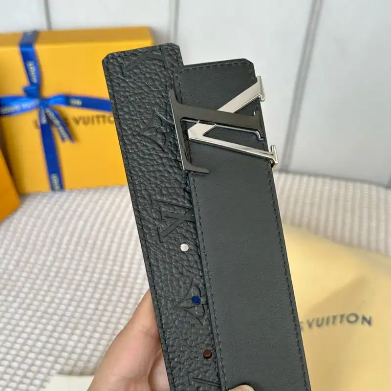 LV Belts 2301XF0027