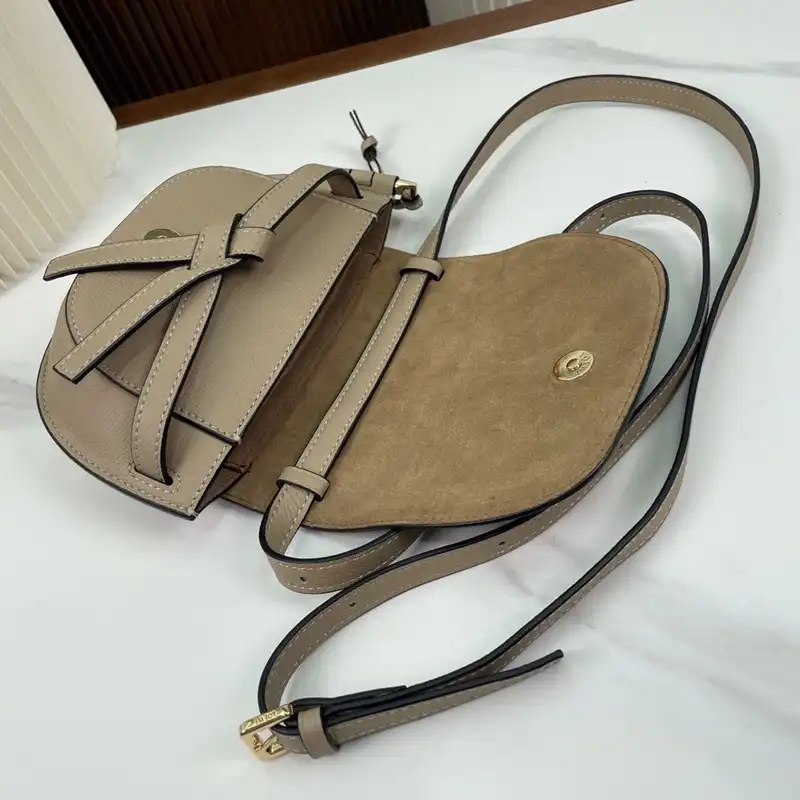 Loewe Bag 2309YA0138