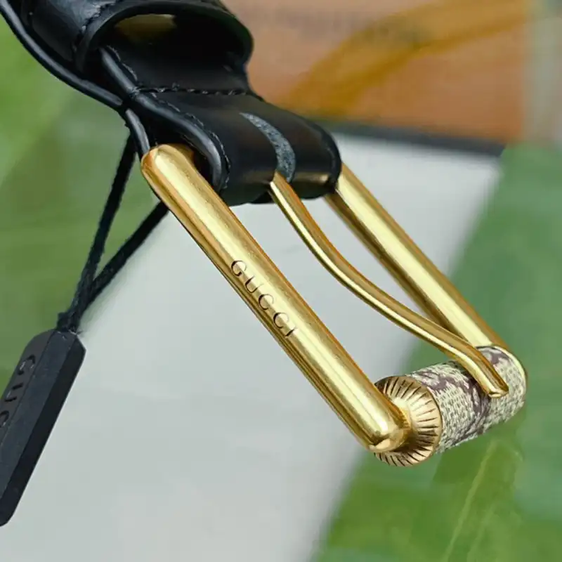 G*u*i belts 2311xf0113