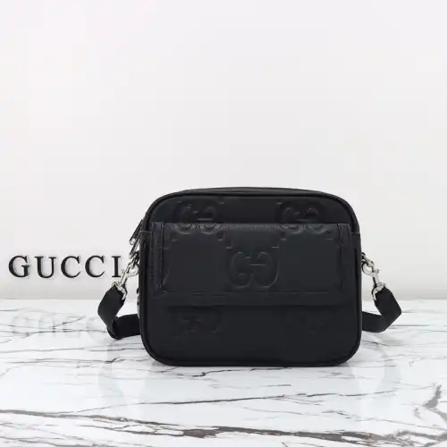 G*u*i bags 2411ya0196