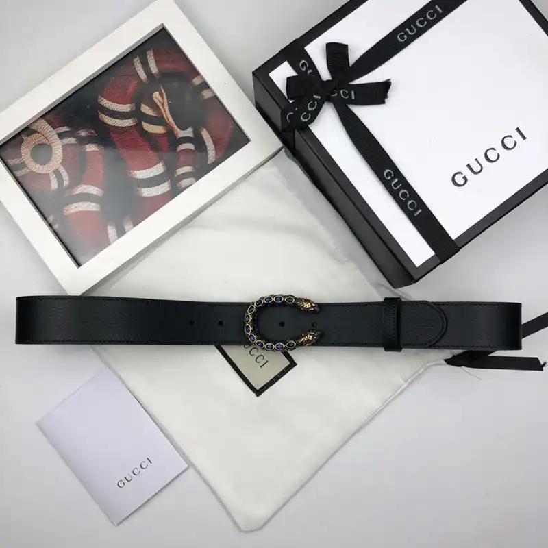 G*u*i s belts 19bl0036