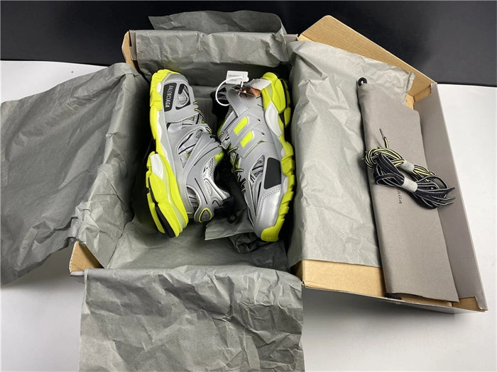 ModernLook BLCG TRACK TRAINER GREY AND YELLOW 542023 W1GC1 4531