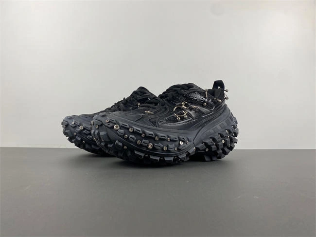 Balenciaga 685611-W2RAG TopPick 4305