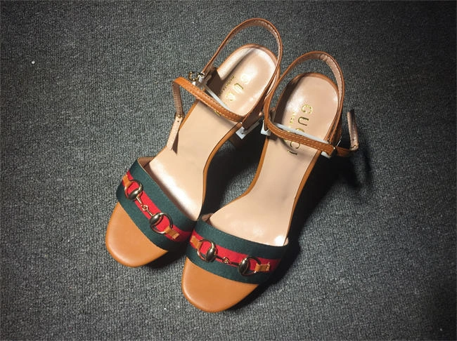 G*u*i boot women sleek 529