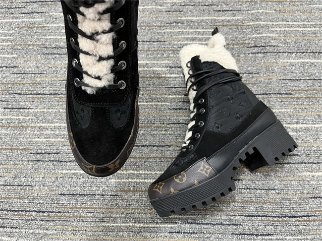 softtouch G*u*i boot women 514