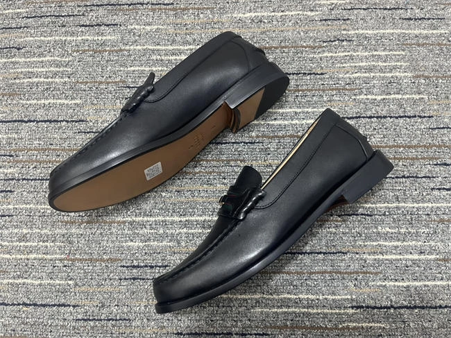 breathable G*u*i loafer 337