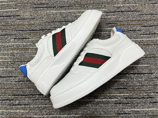 modernlook G*u*i low top sneaker 550