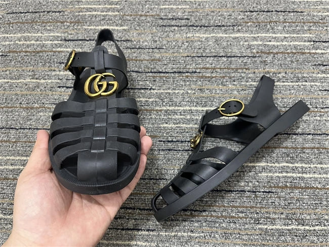 G*u*i sandals effortless 358