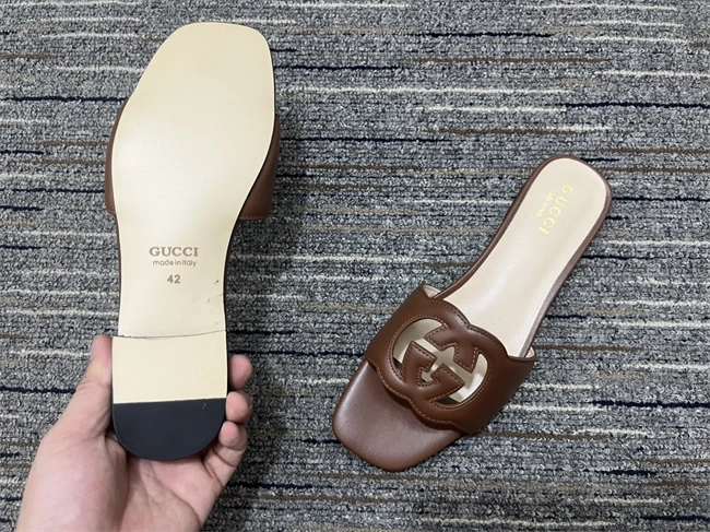 odorresistant G*u*i slide 389