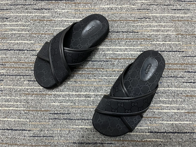 trendsetting G*u*i slide 413