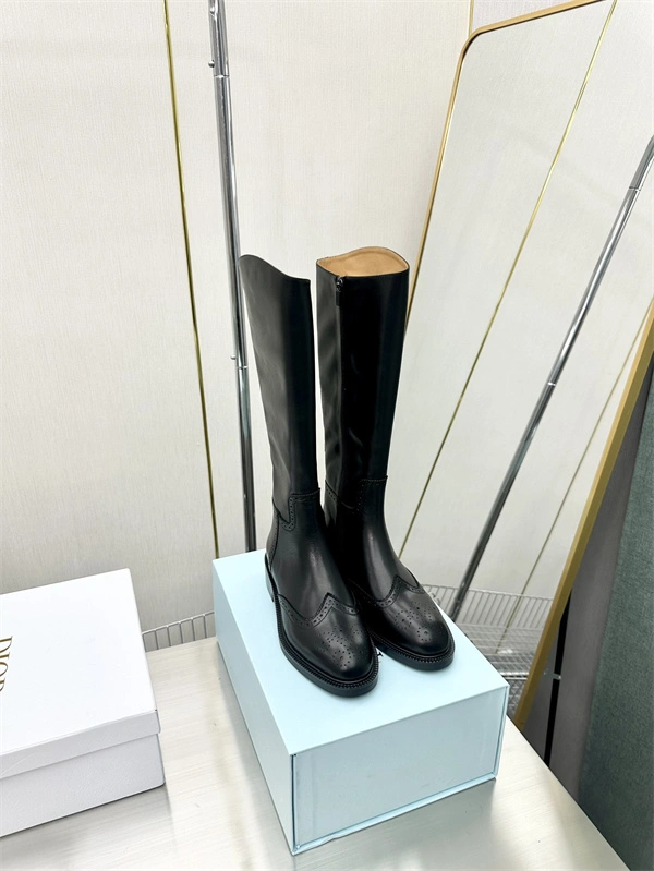 H Boot Sleek 2413