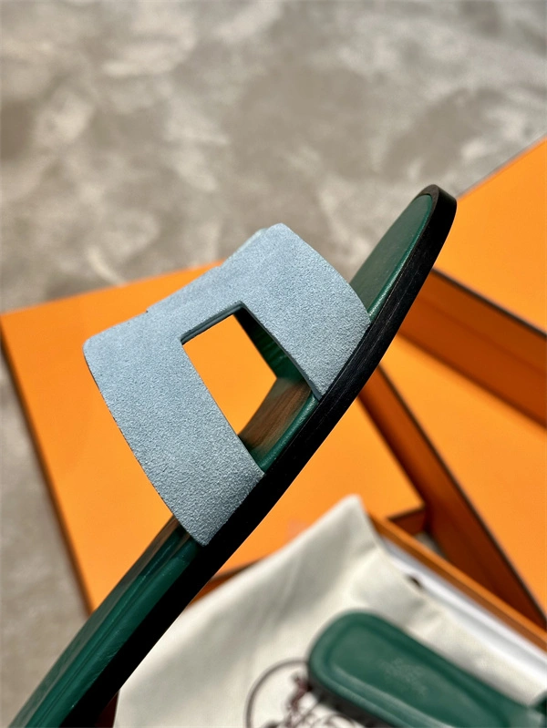 HighQuality H Slipper 2366