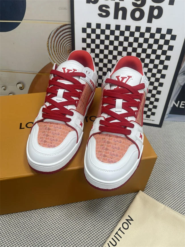 Efficient Lv Trainer Sneaker 2116