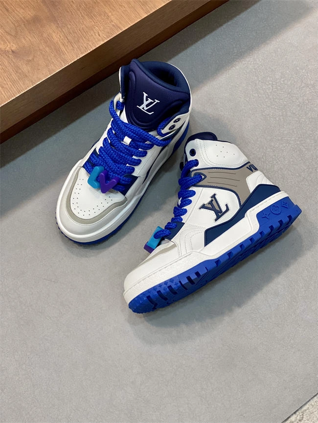 Durable Lv Trainer Sneaker 2007