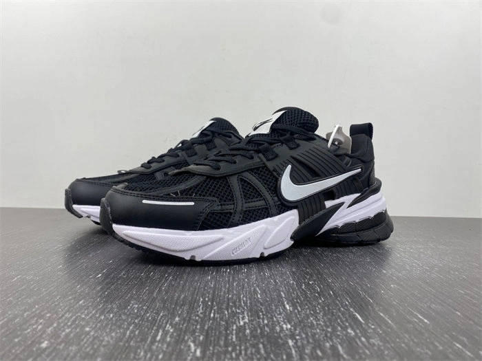 NIKEV2K Runtekk 3XL  FD0736- SmoothTexture 5294