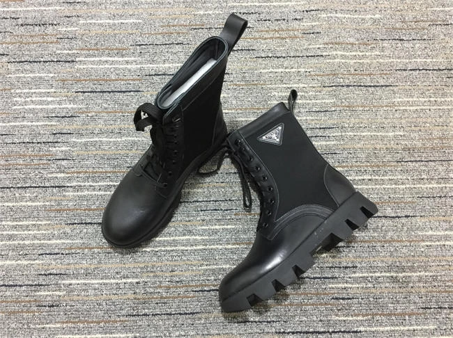 ModernLook Prada Boot 567