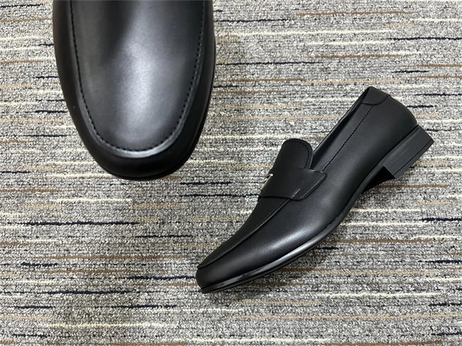 Reliable Prada Loafer 3337